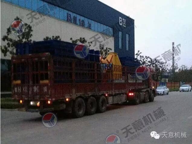 輕質(zhì)墻板機