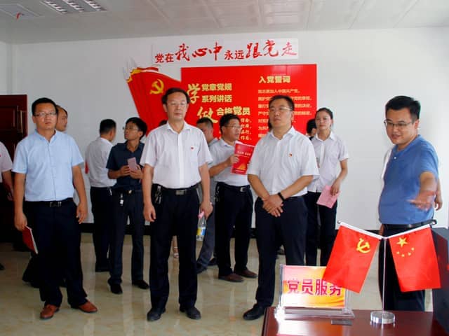 梁山縣委常委、組織部部長(zhǎng)王建一行蒞臨天意機(jī)械調(diào)研